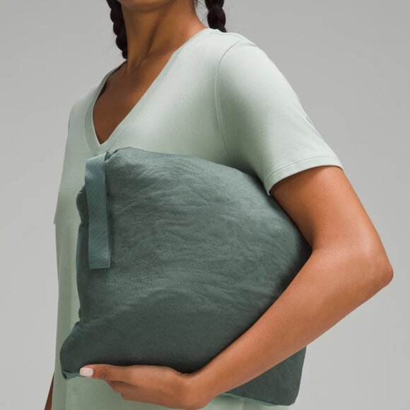 Lululemon Packable Jacquard Knit Wrap - Picture 4 of 11